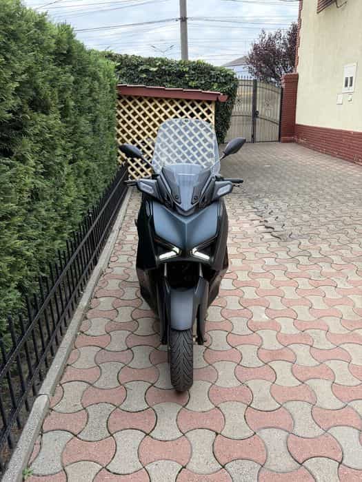 Yamaha XMAX 300 - TechMax