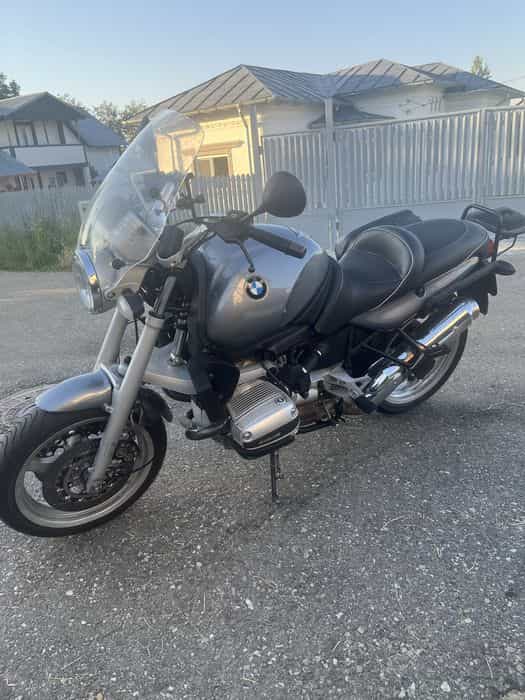 Motocicleta BMW 259 R1100R/Suzuki GSX600