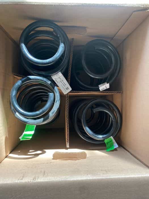 komplet sprężyn jeep wrangler rubicon