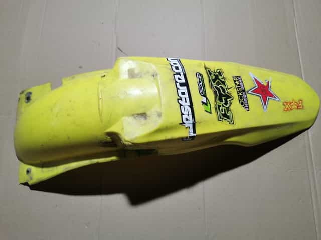 Suzuki RM 125 osłona błotnik tył owiewka panel