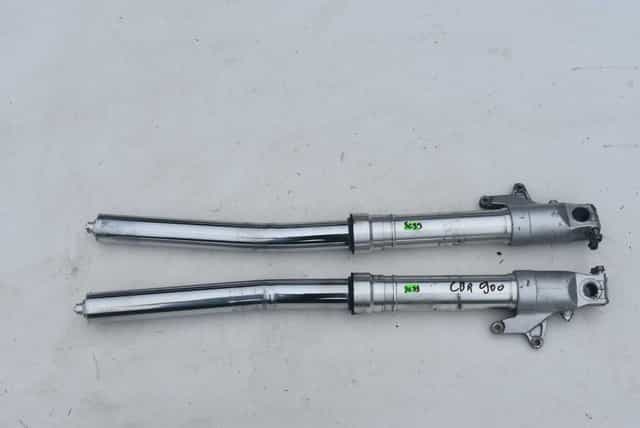 Honda cbr 900 sc33 lagi amortyzatory uszkodzone na części goleń