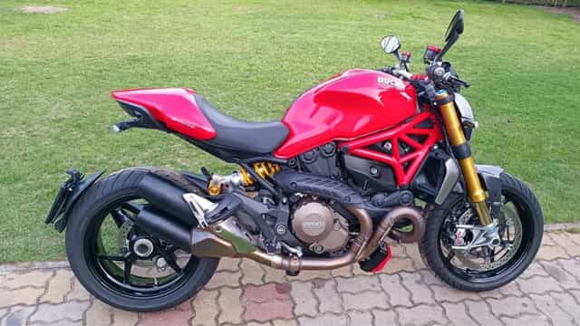 Ducati Monster 1200s zamiana