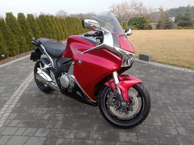 Honda VFR 1200 . 19 tys km  pełen serwis