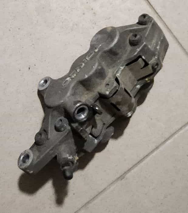 Zacisk kawasaki zx9 tokico klocki