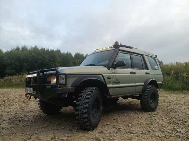 Land Rover Discovery ll 4.0 V8 LPG Off road