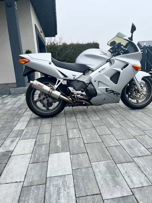 Motor Honda VFR