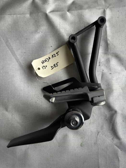 Prawy set tył Kawasaki Ninja 125