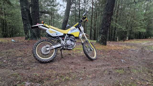 Enduro Suzuki DR 350 po remoncie kapitalnym