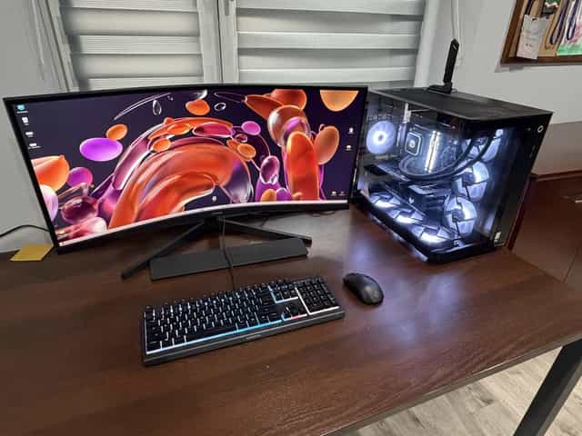 Komputer Gaming / Workstation RTX 4070 super 64GB Ram 12TB Ultra 7