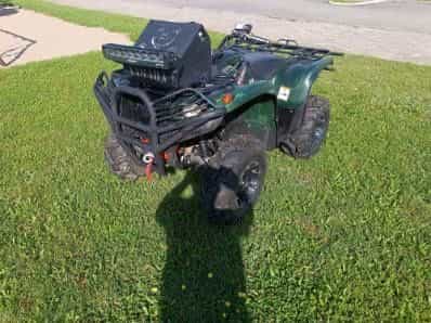 Yamacha Giizzly 550 / 700 rok produkcji 2011 4x4