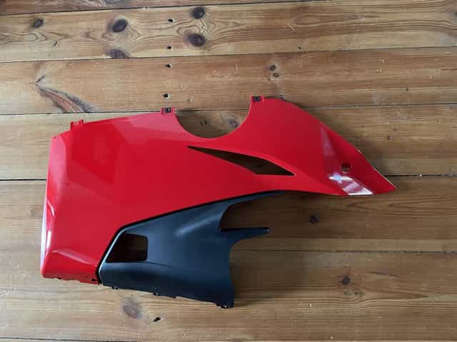 Owiewka lewa Ducati Panigale V4S