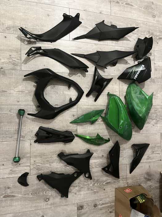 Kawasaki z800 owiewki, hamulce przód