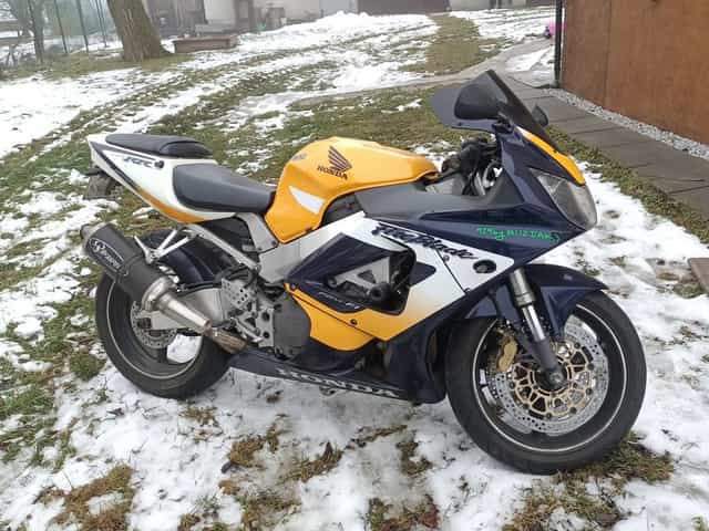 Honda CBR 929 SC 44