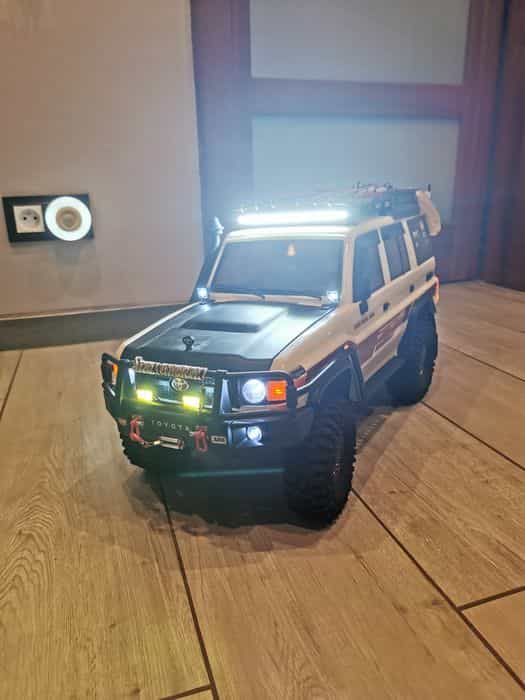 Toyota Land Cruiser RGT ex86190 RC (wysyłka)