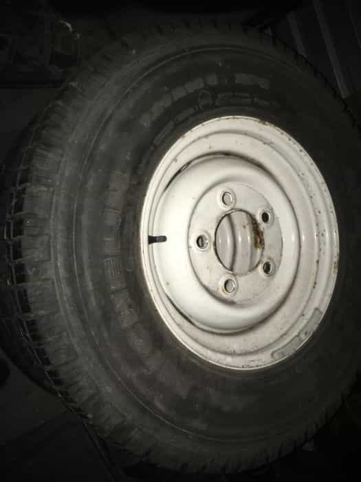 Land Rover Defender Felgi z opona 5,5x16 ET33, RRC507400XXX, 7.50 R16C