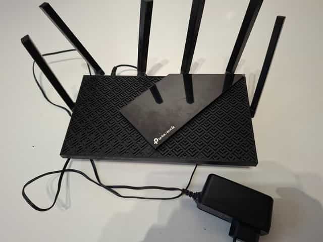 Router tp-link Archer AXE75