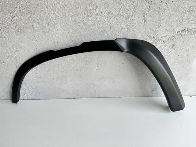 Land Rover Defender L663 20- Listwa Błotnik Prawy Tył L8B2-290E22-AX