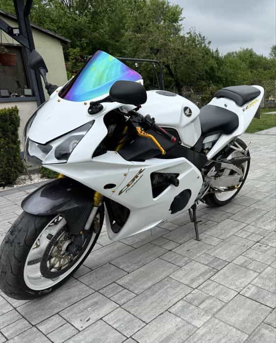 CBR 954rr fireblade