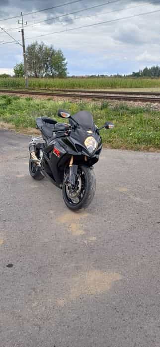 Suzuki gsxr1000 k7