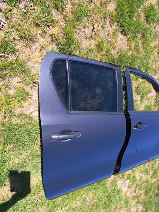 Drzwi Prawe Tył Tylne Bez Malowania w Kolor 1G3 Toyota Hilux VIII 2015-2025