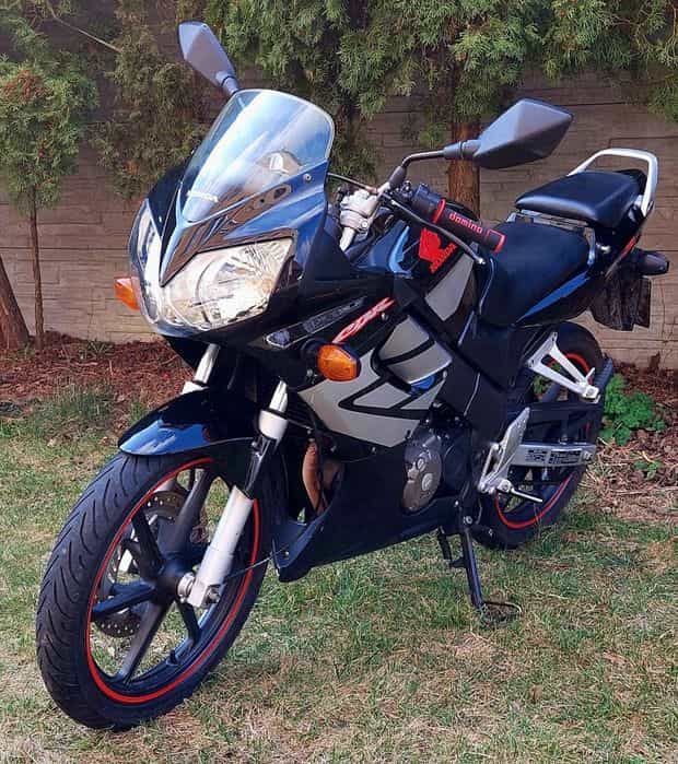 Honda CBR 125R JC34 • 39 tyś. km • Nowe opony • Tylko do 1 kwietnia