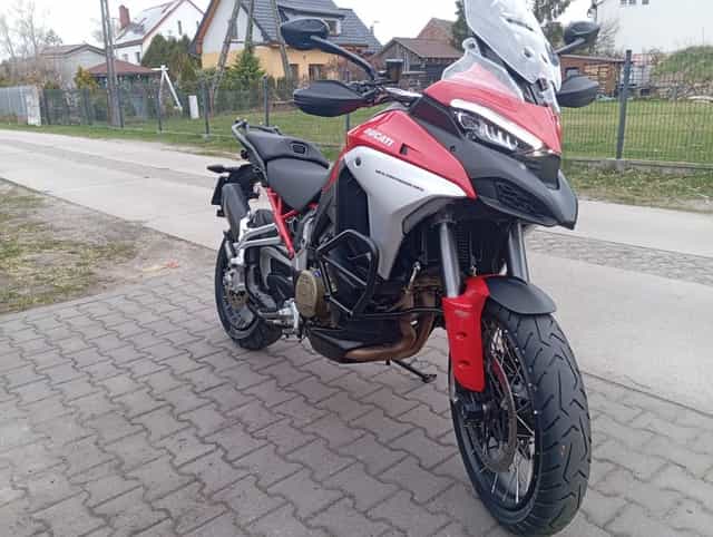 Ducati Multistrada v4s