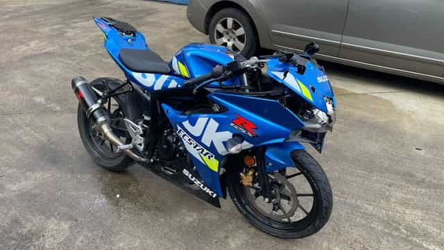 Suzuki Gsx-r 125 rok.2020 SPORT 10.000km uszkodzony - warszawa