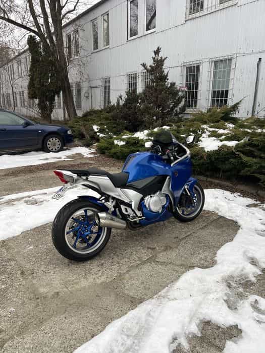 Honda vfr1200 rok 2010 (nie bmw, kawassaki, suzuki, ducati)