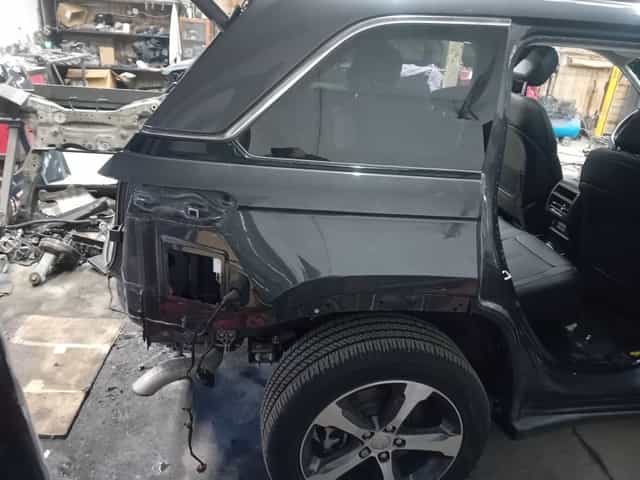 Blotnik cwiartka prawy tył jeep Grand cherokee wl krótki