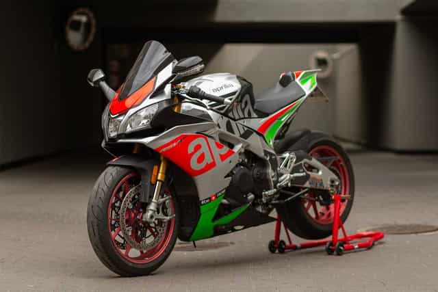 Aprilia RSV 4 RF