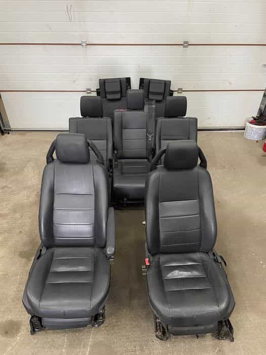 Fotele KPL 3 Rzędy Grzane Wentylowane Skóra Land Rover Discovery III