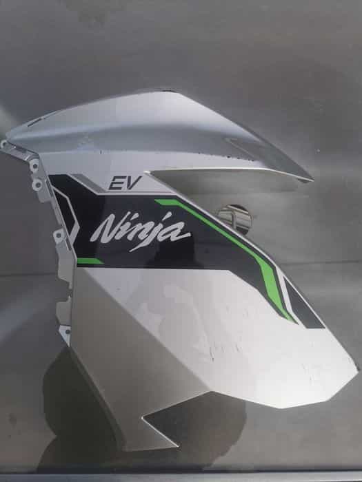 KAWASAKI NINJA 400 Lewa owiewka bok 18-24