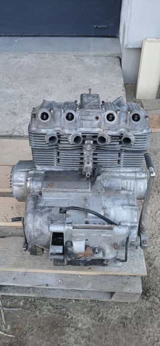 Honda CB 750 four K7 1977 rama i silnik K4 1974 rok.