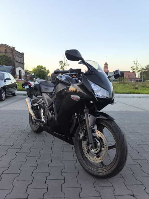 Honda cbr 300/125