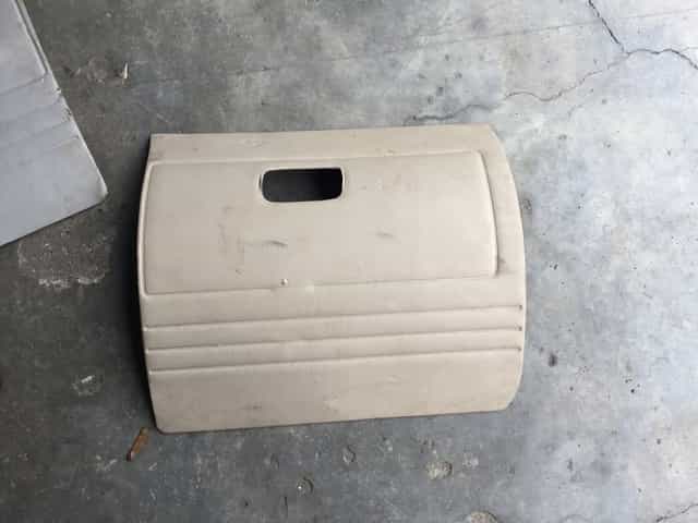 patrol y61 boczek tapicerka drzwi bagażnika lewa