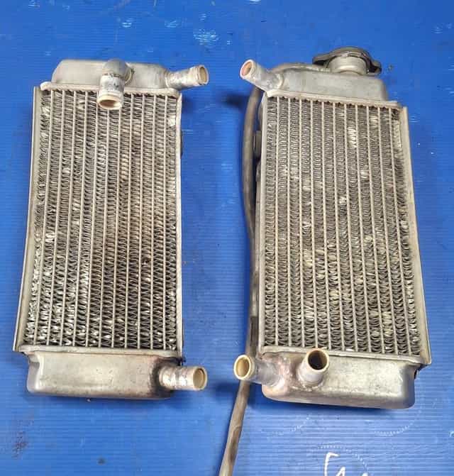 Chłodnice wody honda crf250