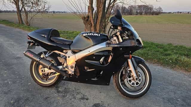 Suzuki GSXR 600 SRAD