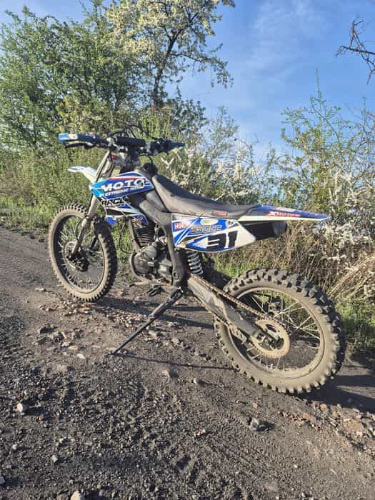 Cross 250 xmoto po remoncie