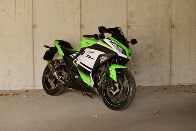 Kawasaki Ninja MY 300/125 ABS kat A1 / B niski przebieg