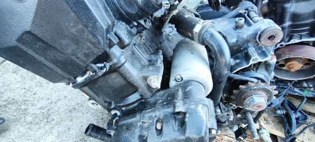 Kawasaki z 750 silnik w całości lub na części
