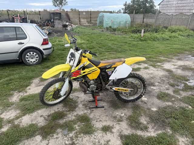 Suzuki RM 250 cross