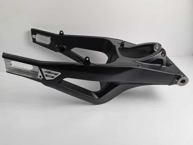 BMW S1000RR bmw s 1000 rr Oryginalny Tylny Wahacz  ŚLICZNY