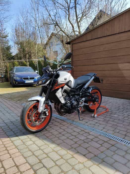 Yamaha MT09 2020 IceFluo, 18947km, pełny wydech Mivv, K&N