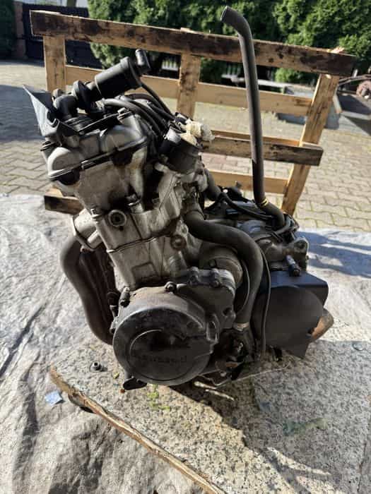 Kawasaki zx 6 r 98-2002 silnik czesci