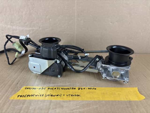 Ducati Monster 821 Przepustnice MIKUNI Wtryski Czujnik TPS Silniczek