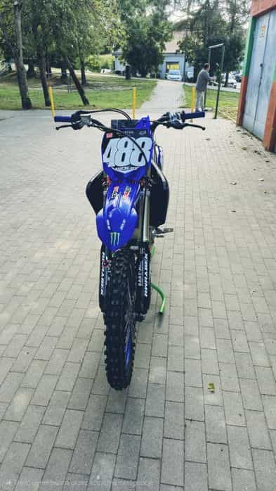 Yamaha Yzf 250 .