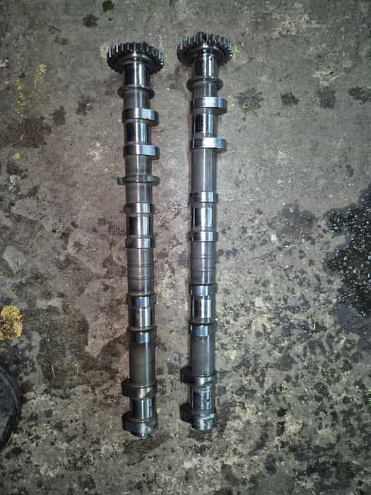 Wałki Wałek rozrządu ssący + wydechowy BMW S1000RR 2015