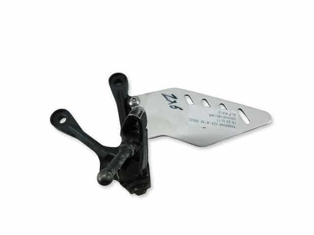 SET PODNÓŻEK LEWY PRZÓD YAMAHA YZF-R1M RN32 15-20 U-11 35063016018R