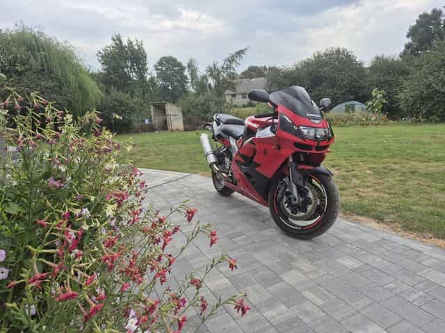 Sprzedam Kawaski zx9r