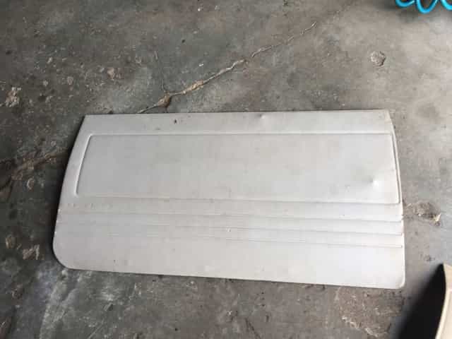 patrol y61 boczek tapicerka drzwi bagażnika prawa